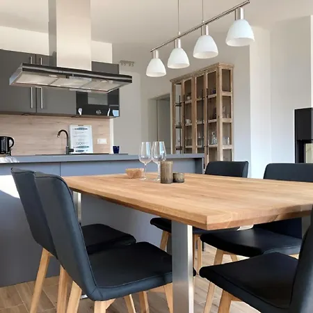 Aviva - Mit Kamin Und Sauna Fuer 4 Personen Pepelow